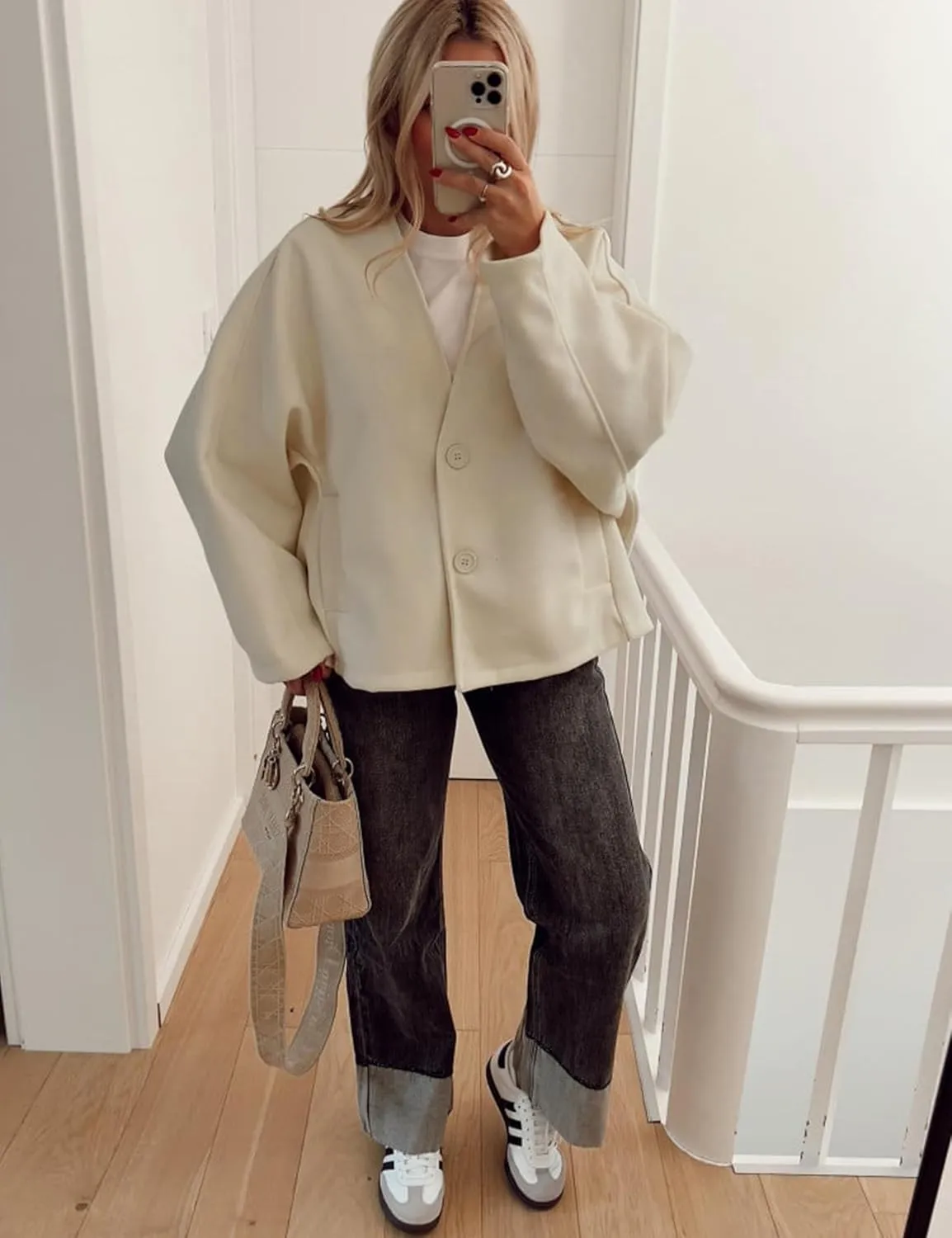 Huaqiao Womens Cropped Pea Coat Oversized Short Wool Blend Jacket Casual V Neck Button Down Jacket with Pockets