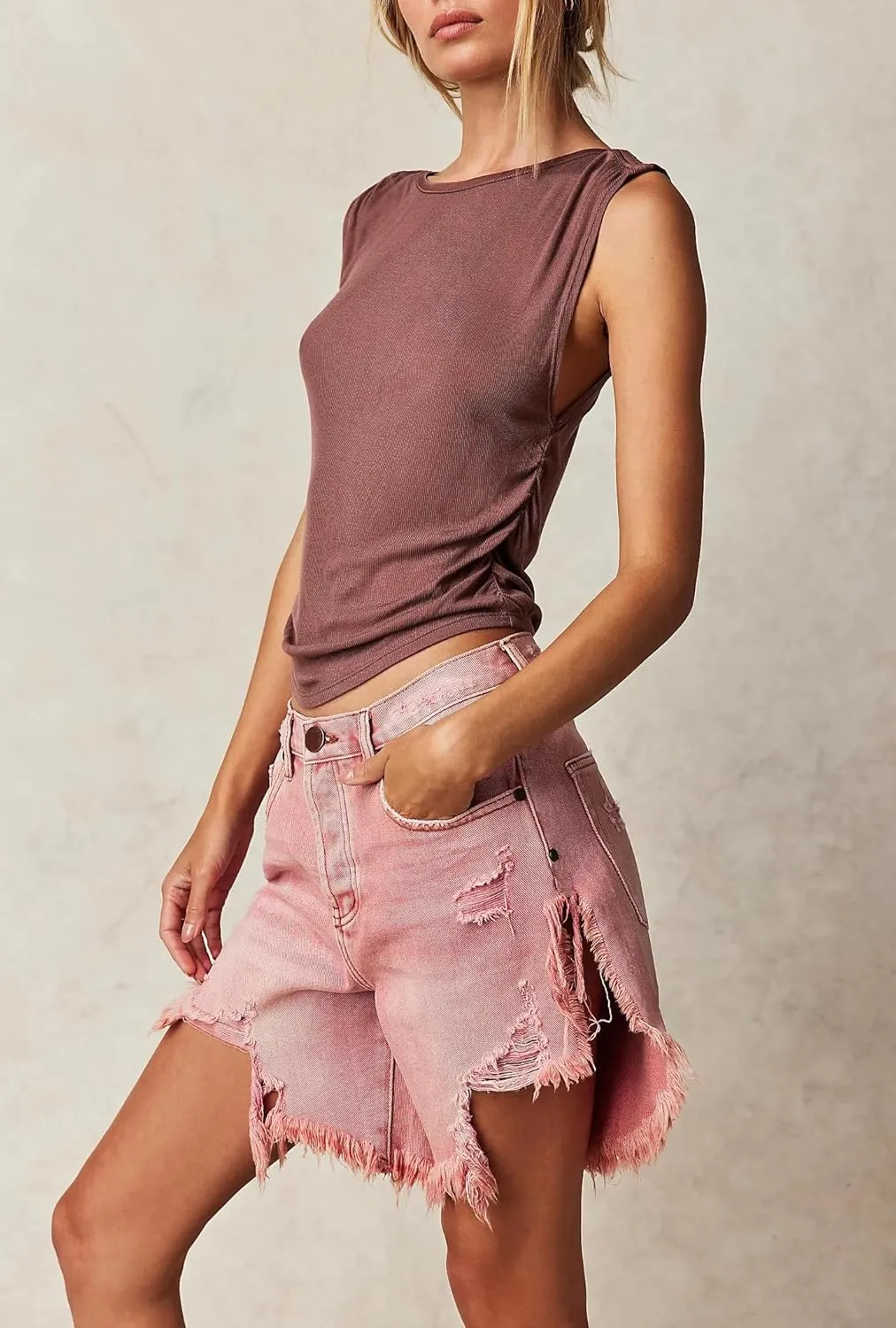 Women Cut Off Denim Shorts Low Waisted Frayed Raw Hem Ripped Distressed Baggy Jeans Shorts Casual Wide Leg Shorts